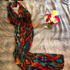 Maxi dress, halter top